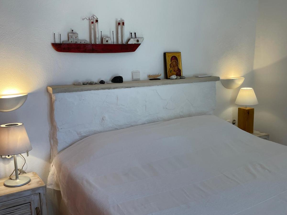 Villa La Familia Maison Traditionnelle 플라키아스 외부 사진
